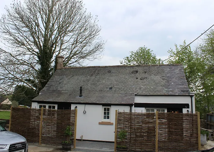 Conon Hotel